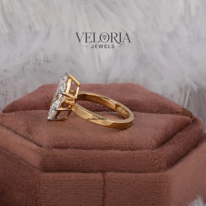 Marquise Solitaire on a Yellow Gold Band — view 4